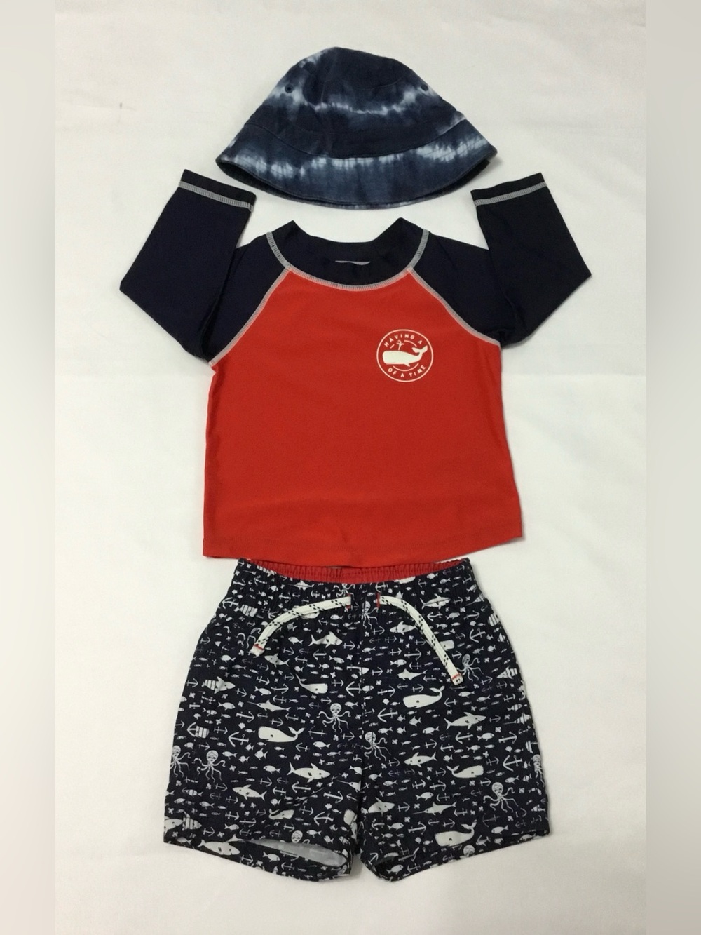GAP Red & Navy Long-Sleeve Rashguard Set with Tie-Dye Hat - K120
